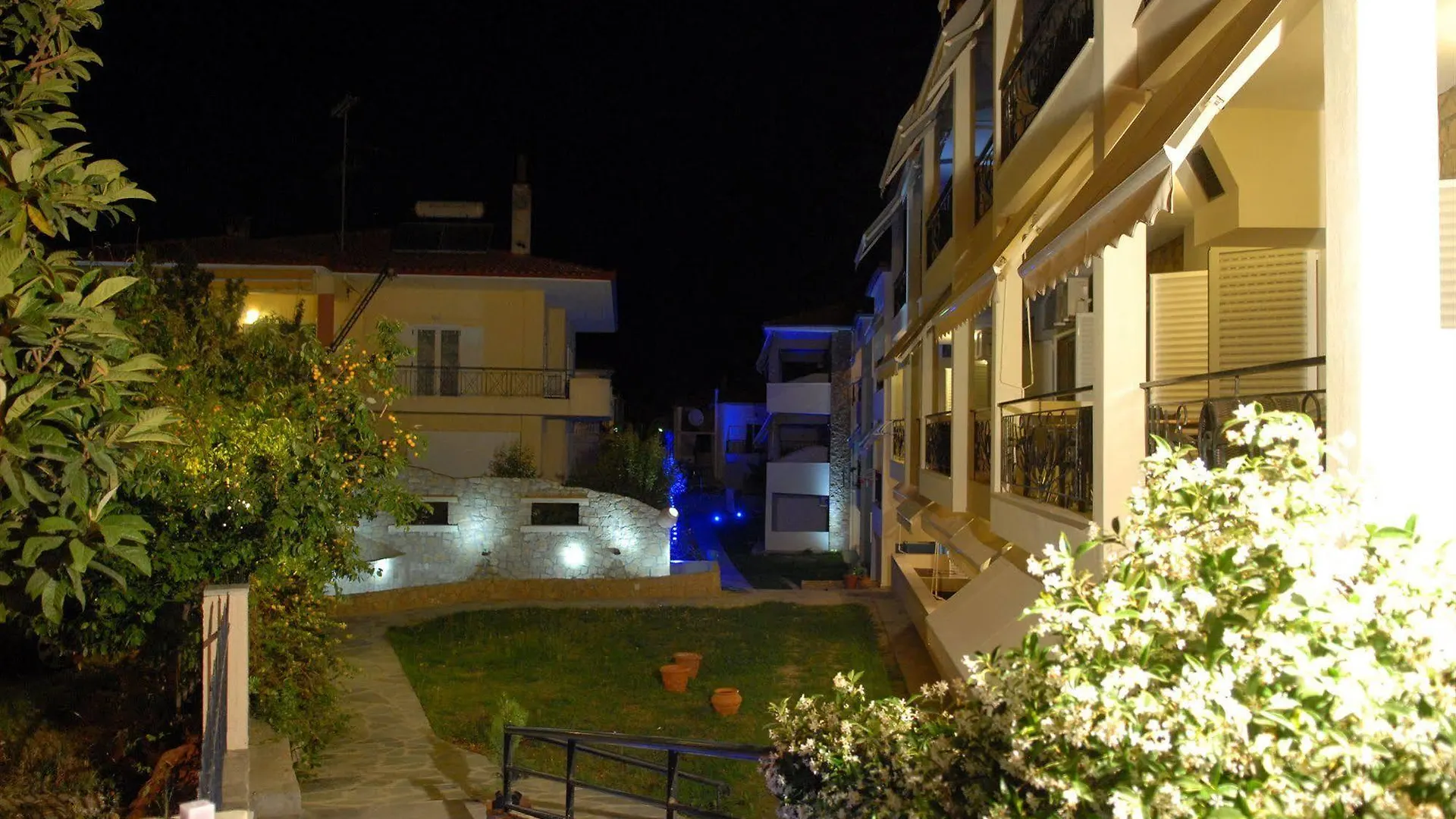 Aspida Hotel & Apartments Chalkidiki 2*,  Greece